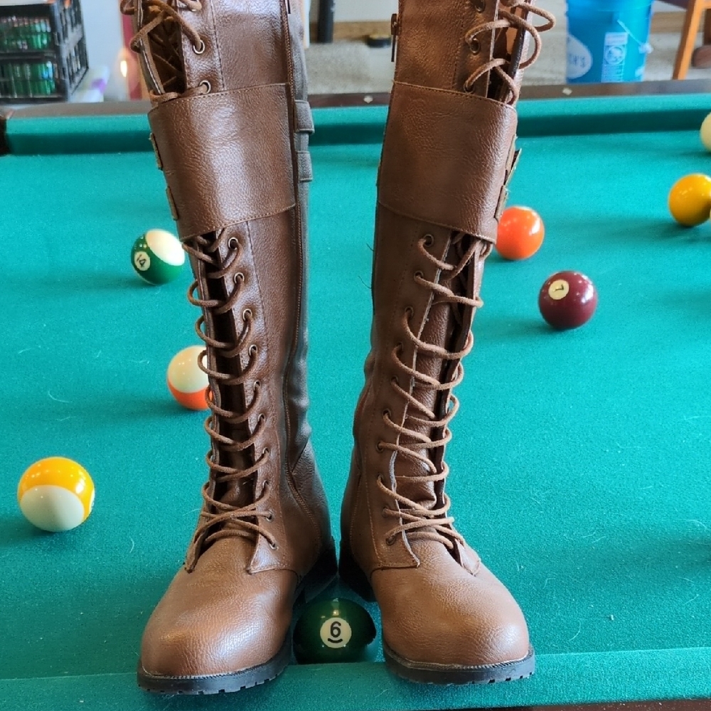 West Blvd Tan Lace-Up Boots 6M